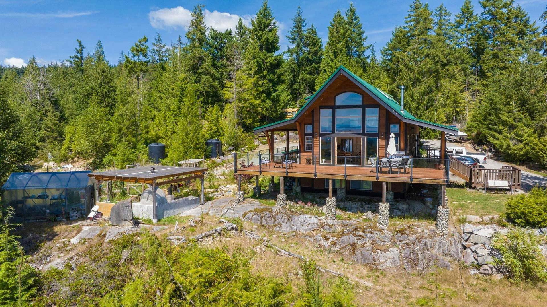 9340 Stephens Way, Halfmoon Bay, BC, V7Z 1G9