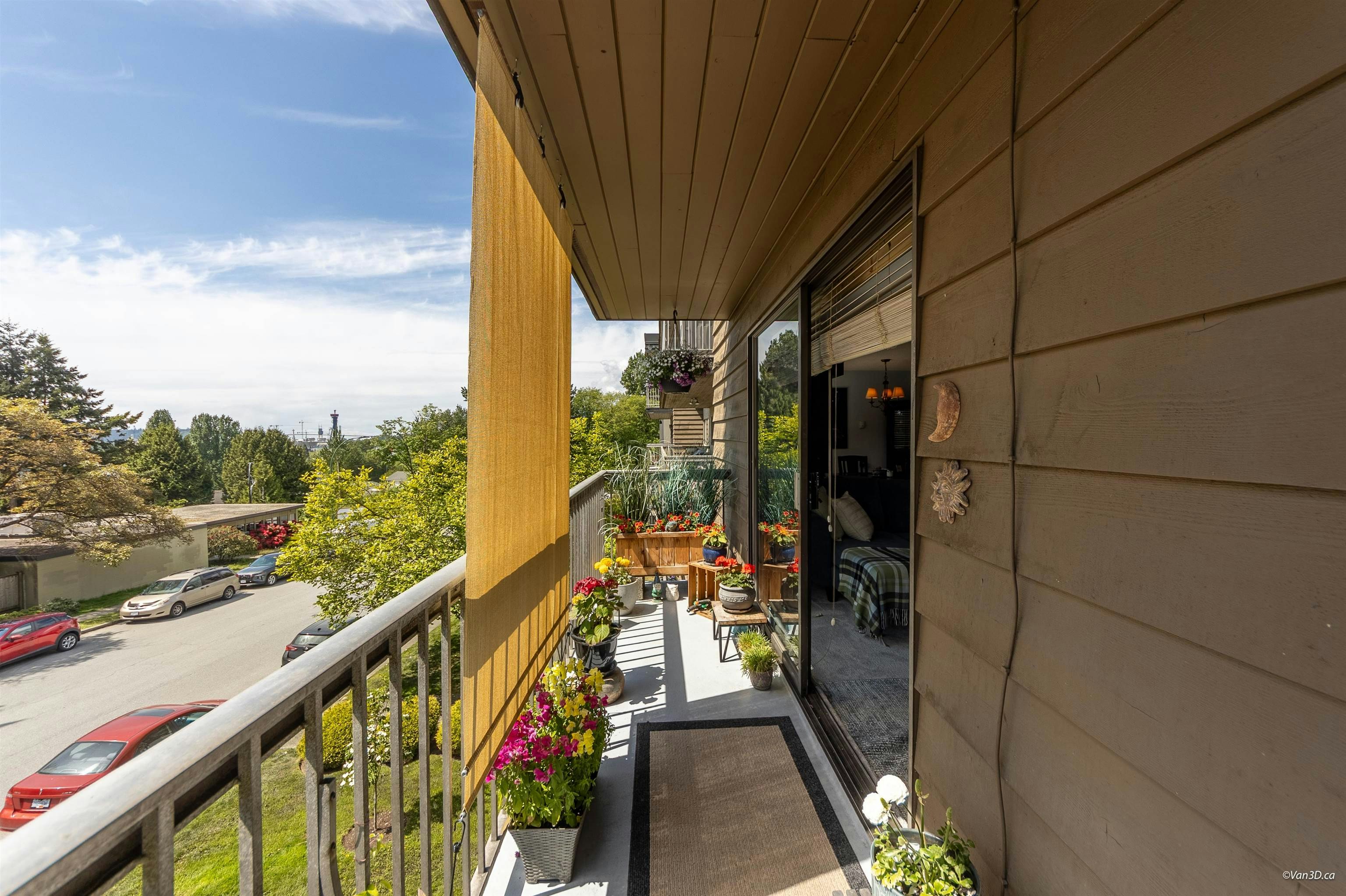 205-330 W 2nd Street, North Vancouver, BC, V7M 1E1 - 11