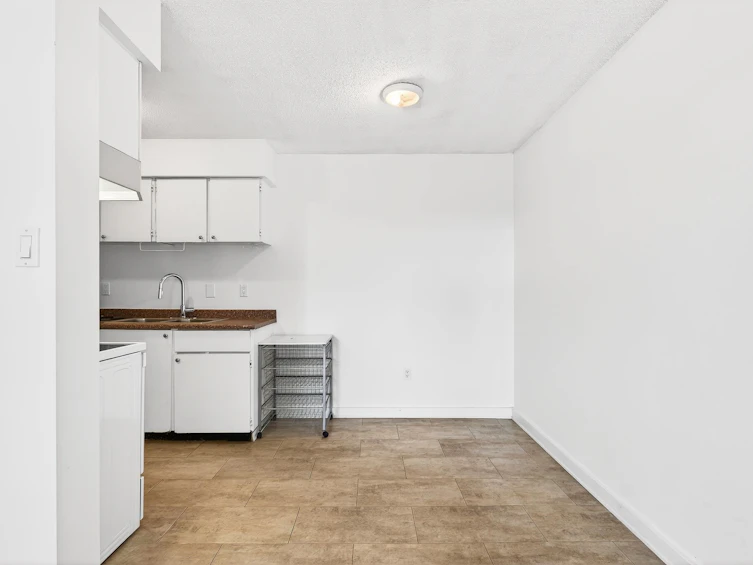 108-45 Fourth Street, New Westminster, BC, V3L 5H7 - 6