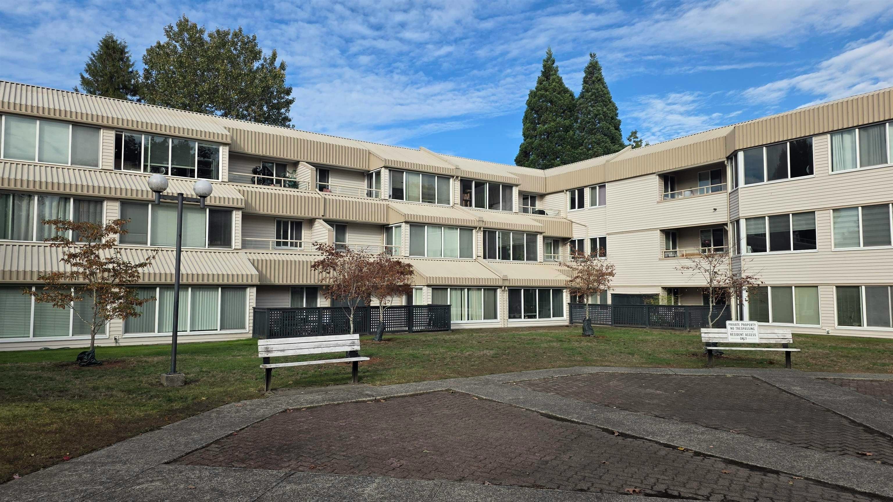 105-9635 121 Street, Surrey, BC, V3V 7L8
