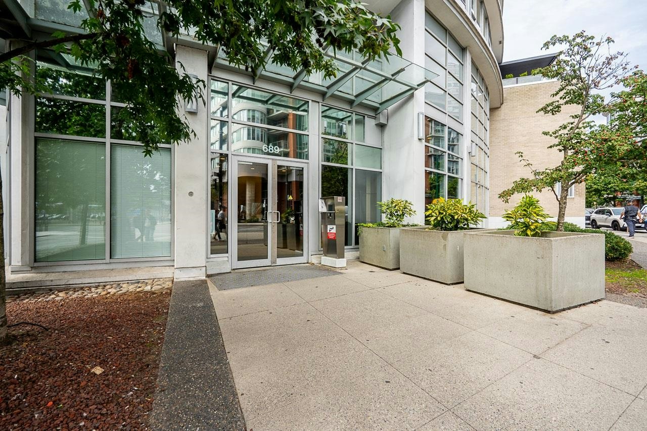 1203-689 Abbott Street, Vancouver, BC, V6B 0J2 - 36