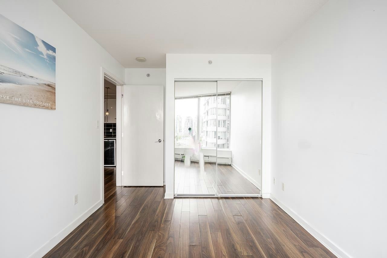1203-689 Abbott Street, Vancouver, BC, V6B 0J2 - 18