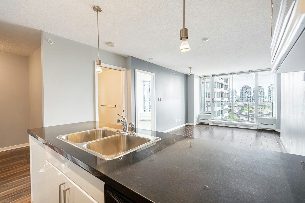 1203-689 Abbott Street, Vancouver, BC, V6B 0J2 - 8