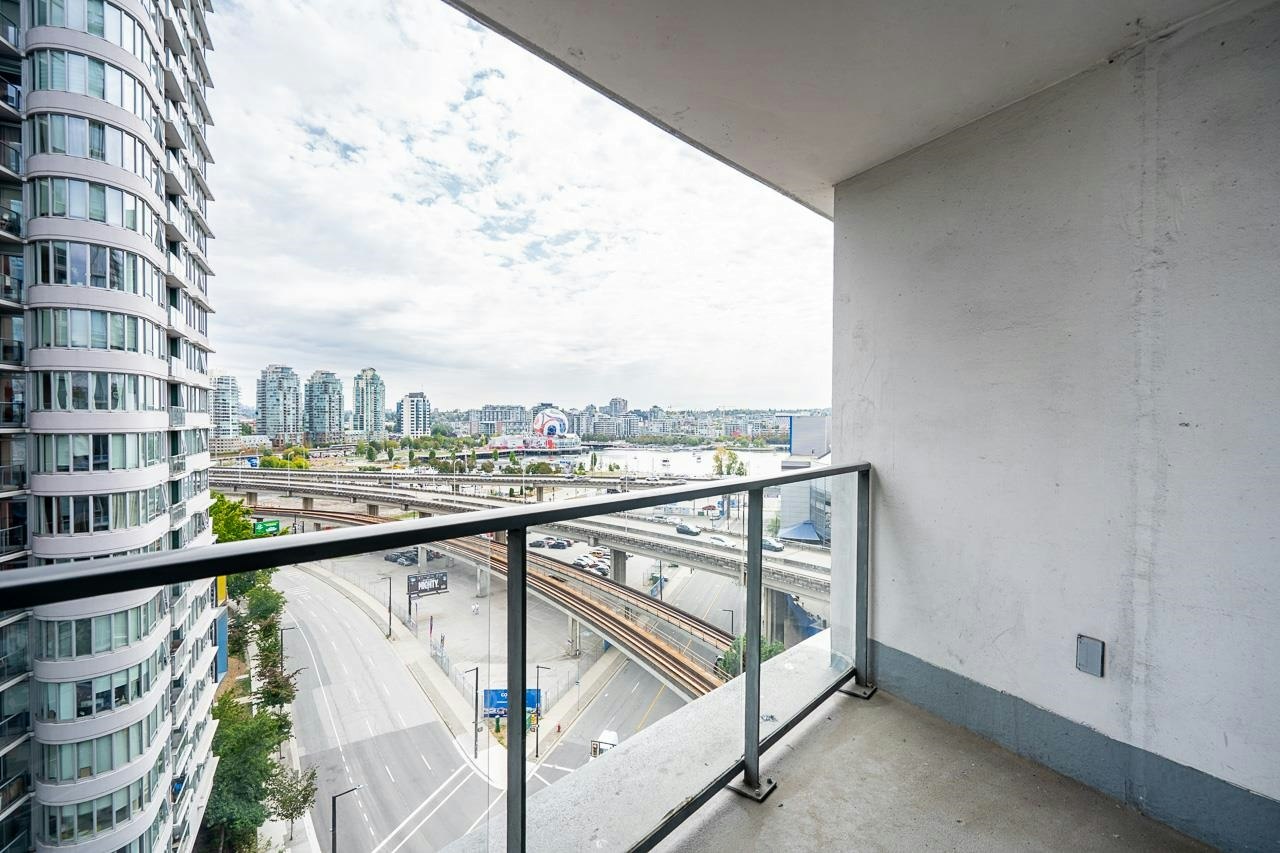 1203-689 Abbott Street, Vancouver, BC, V6B 0J2 - 22