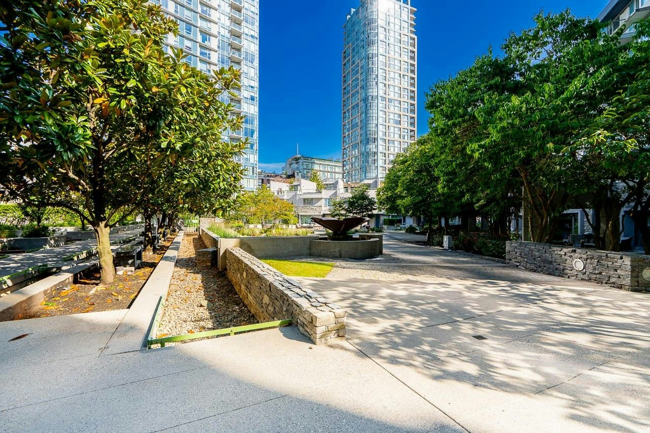 1203-689 Abbott Street, Vancouver, BC, V6B 0J2 - 34