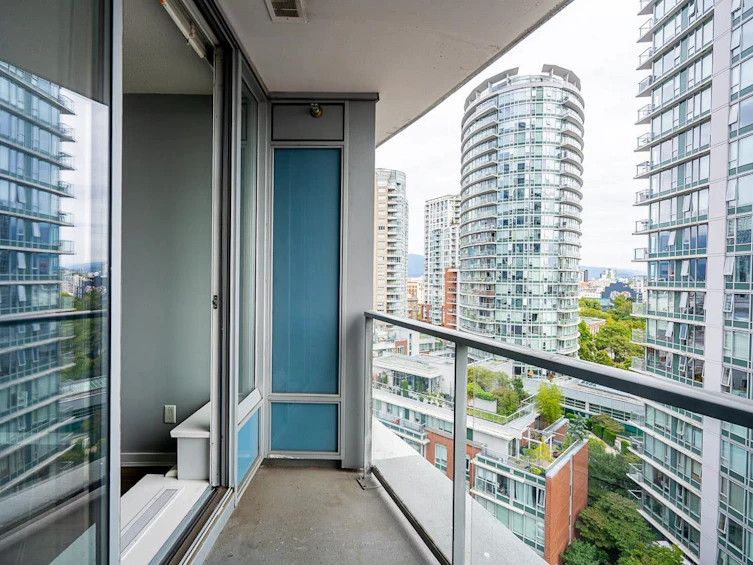 1203-689 Abbott Street, Vancouver, BC, V6B 0J2 - 23
