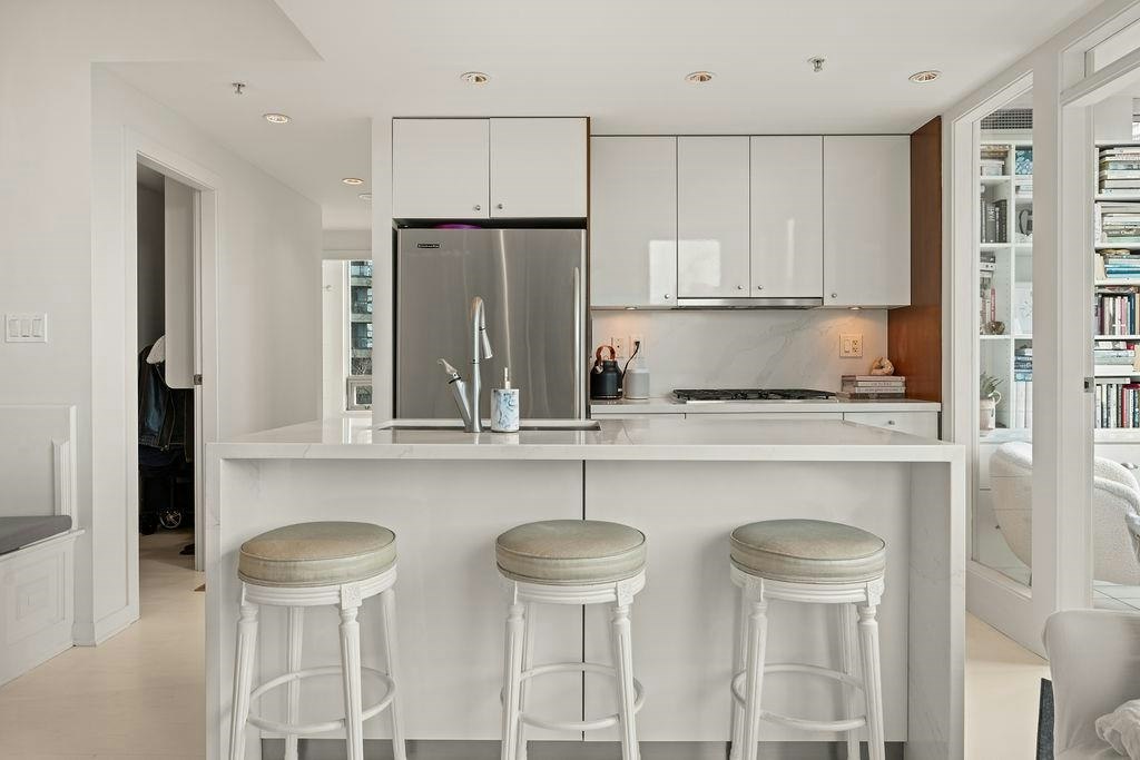 601-1005 Beach Avenue, Vancouver, BC, V6E 3W2 - 13