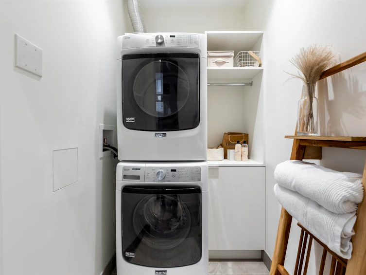 2403-125 E 14th Street, North Vancouver, BC, V7L 0E6 - 17