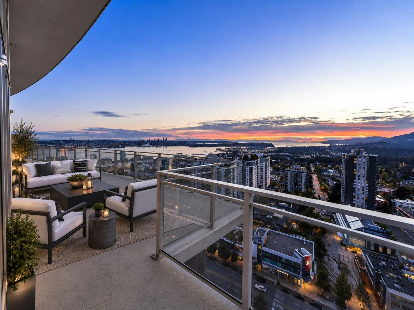 2403-125 E 14th Street, North Vancouver, BC, V7L 0E6 - 7