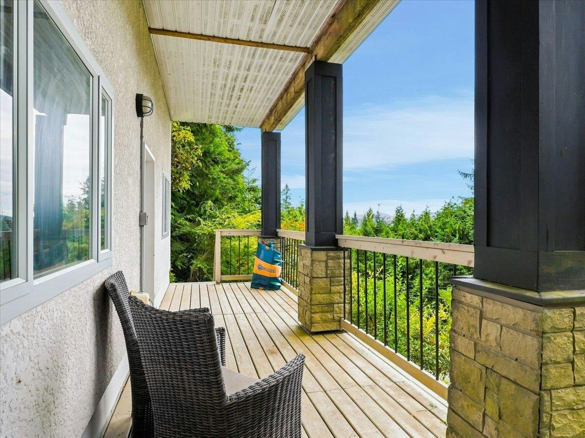 325 Bayview Place, West Vancouver, BC, V0N 2E0 - 33