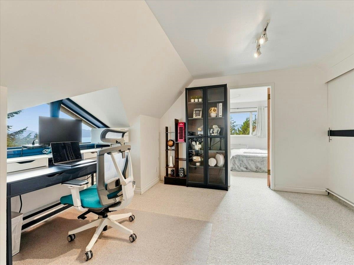 325 Bayview Place, West Vancouver, BC, V0N 2E0 - 24