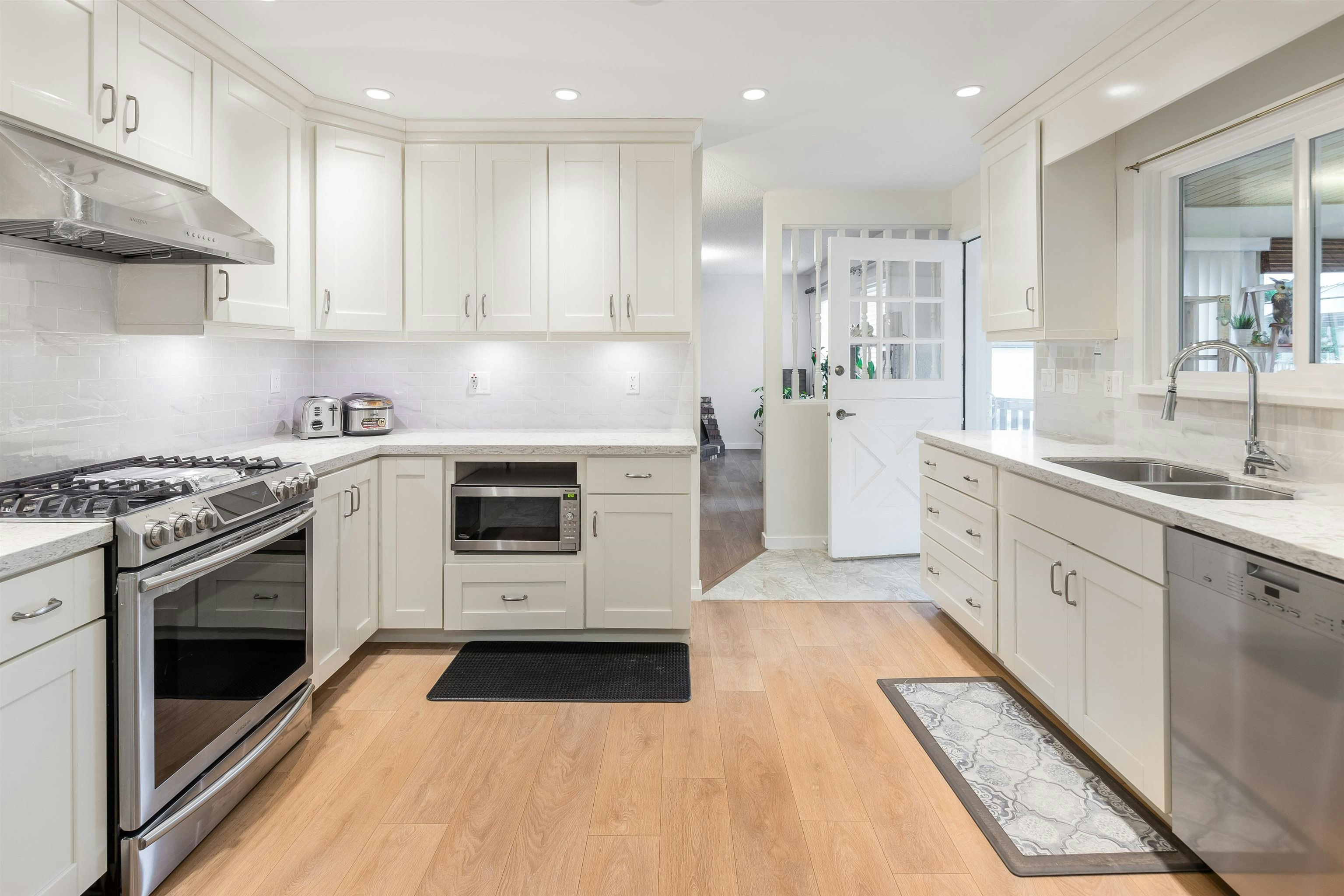 7720 No.1 Road, Richmond, BC, V7C 1T6