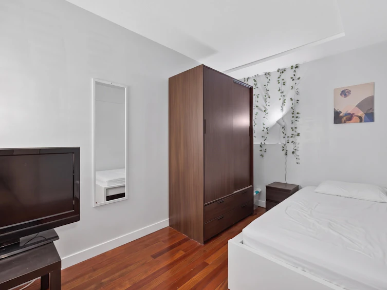 2528 E 24th Avenue, Vancouver, BC, V5R 1C9 - 11
