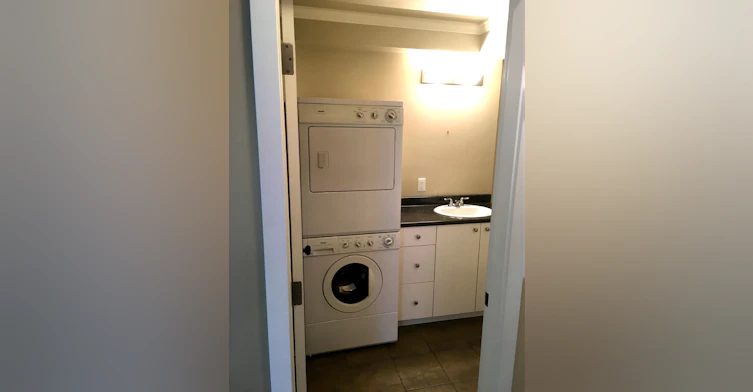 555 Greenway Avenue, North Vancouver, BC, V7N 3C9 - 10