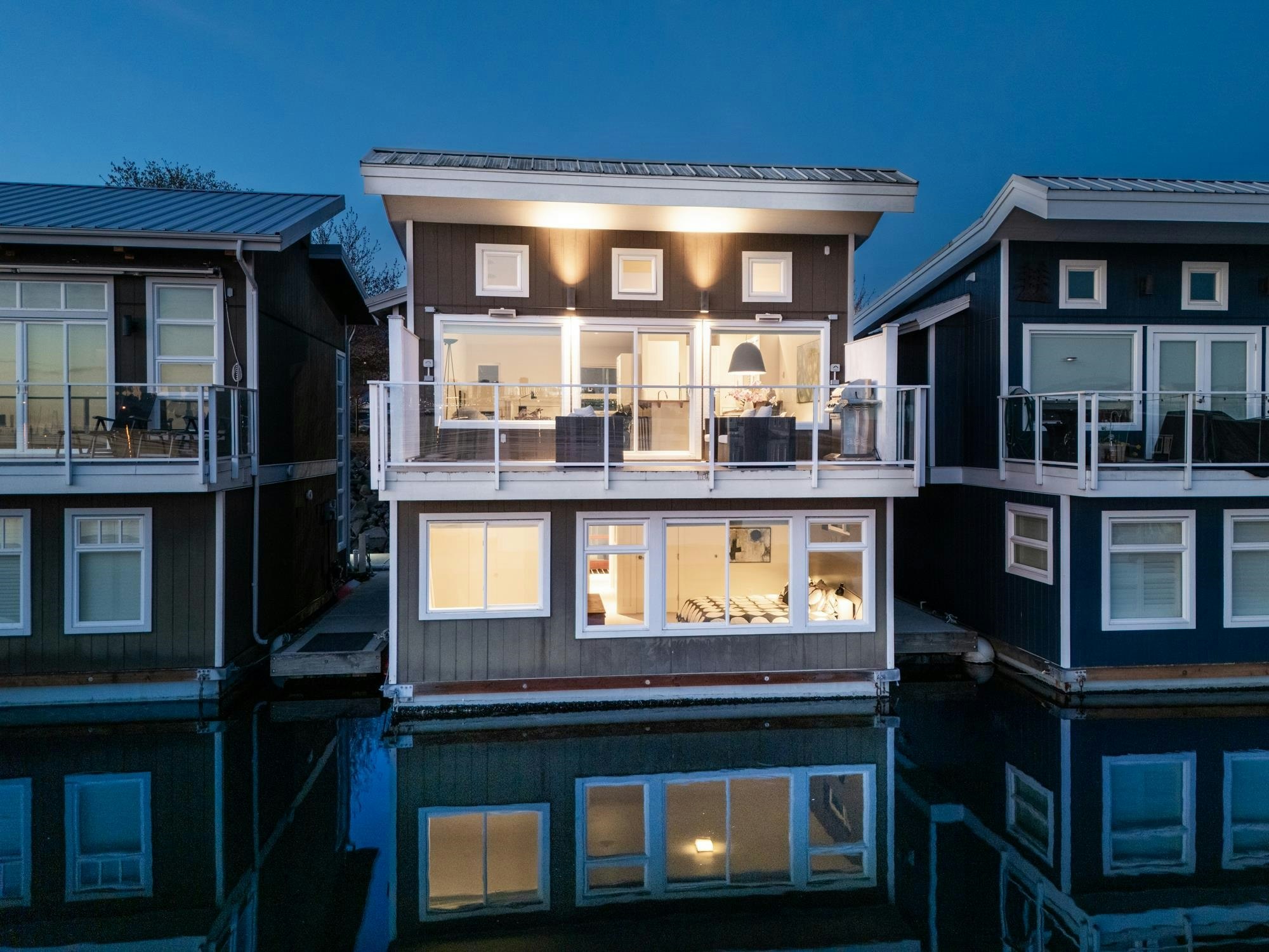 FRSL17-415 W Esplanade Avenue - 4