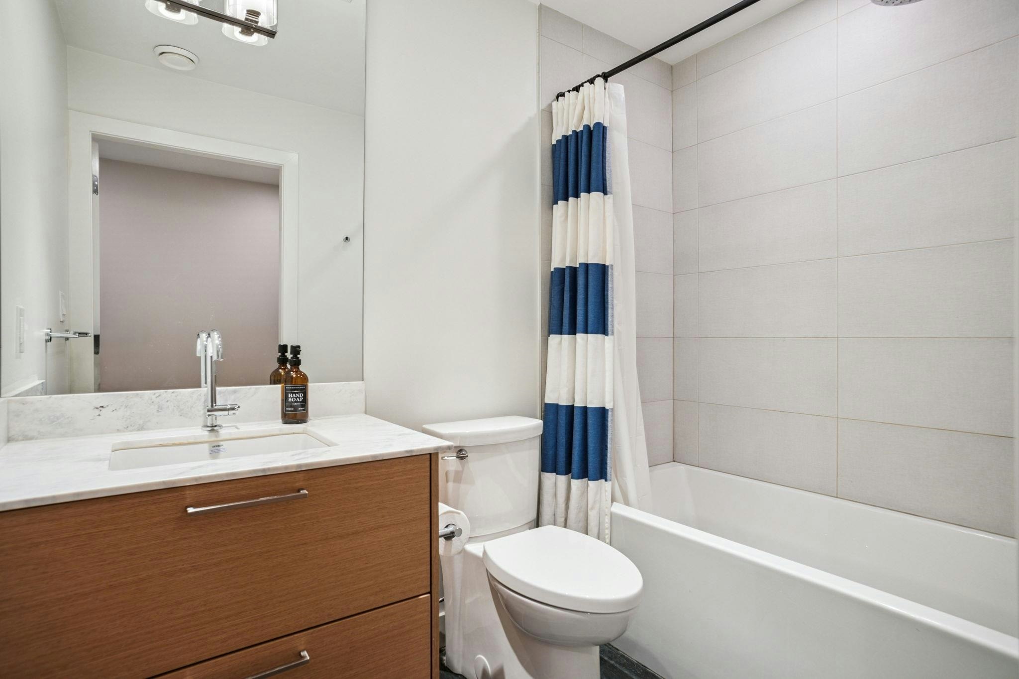 201-3669 W 11th Avenue, Vancouver, BC, V6R 2K4 - 19