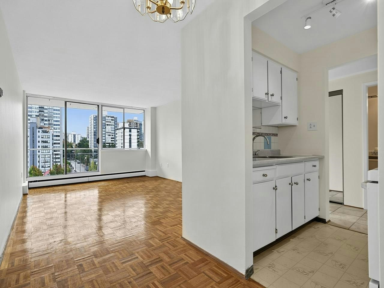 901-1850 Comox Street, Vancouver, BC, V6G 1R3 - 12