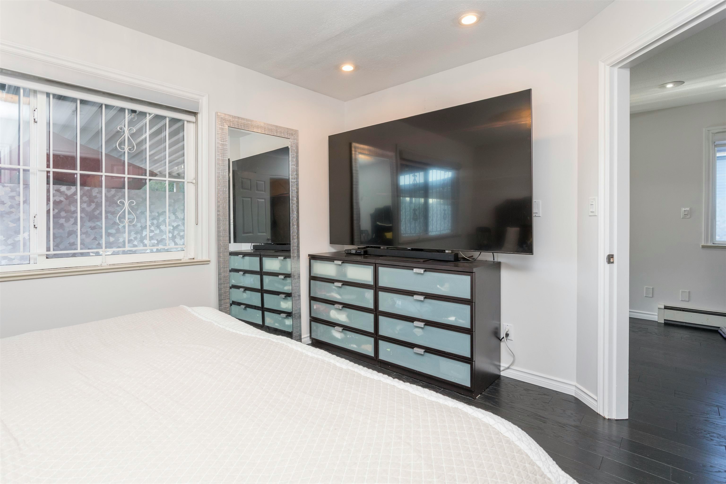1278 E 13th Avenue, Vancouver, BC, V5T 2M1 - 8