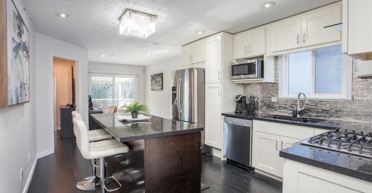 1278 E 13th Avenue, Vancouver, BC, V5T 2M1 - 11