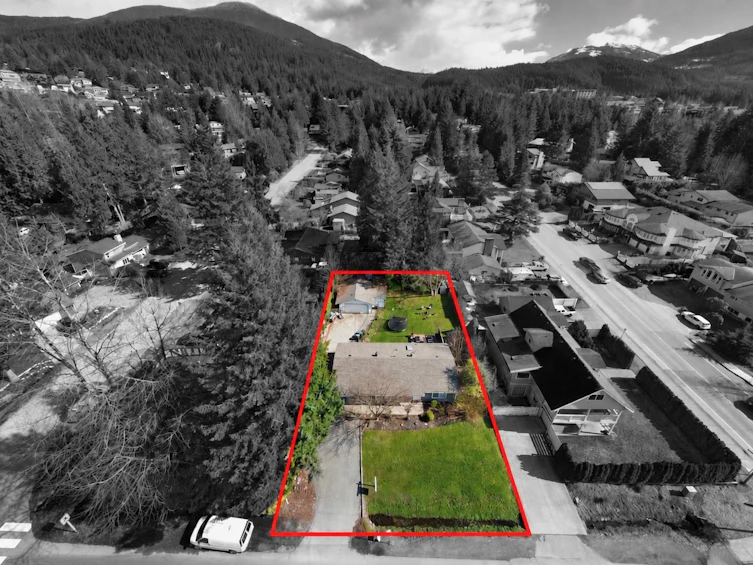 40410 Perth Drive, Squamish, BC, V0N 1T0