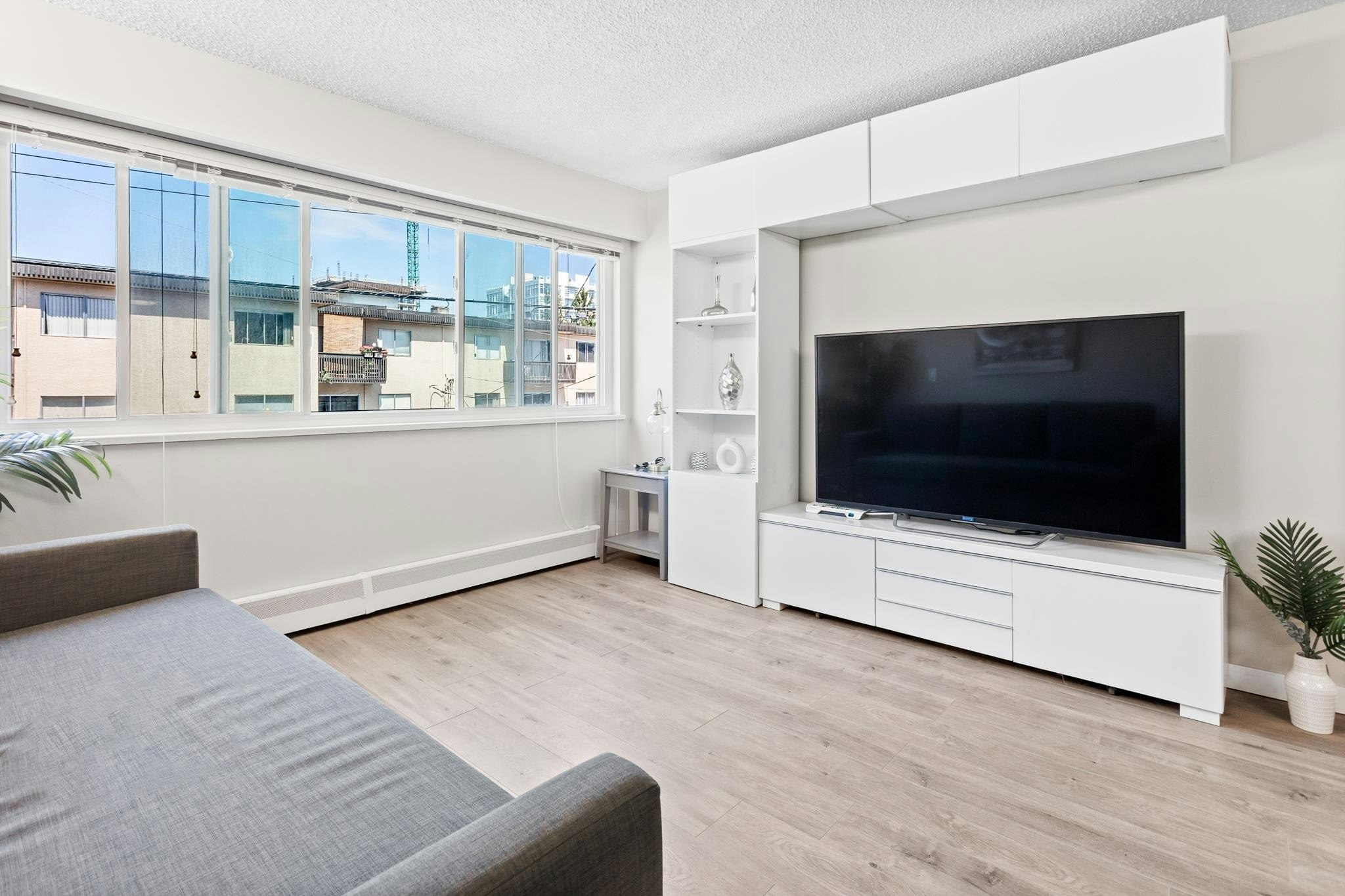 206-1149 W 11th Avenue - 5