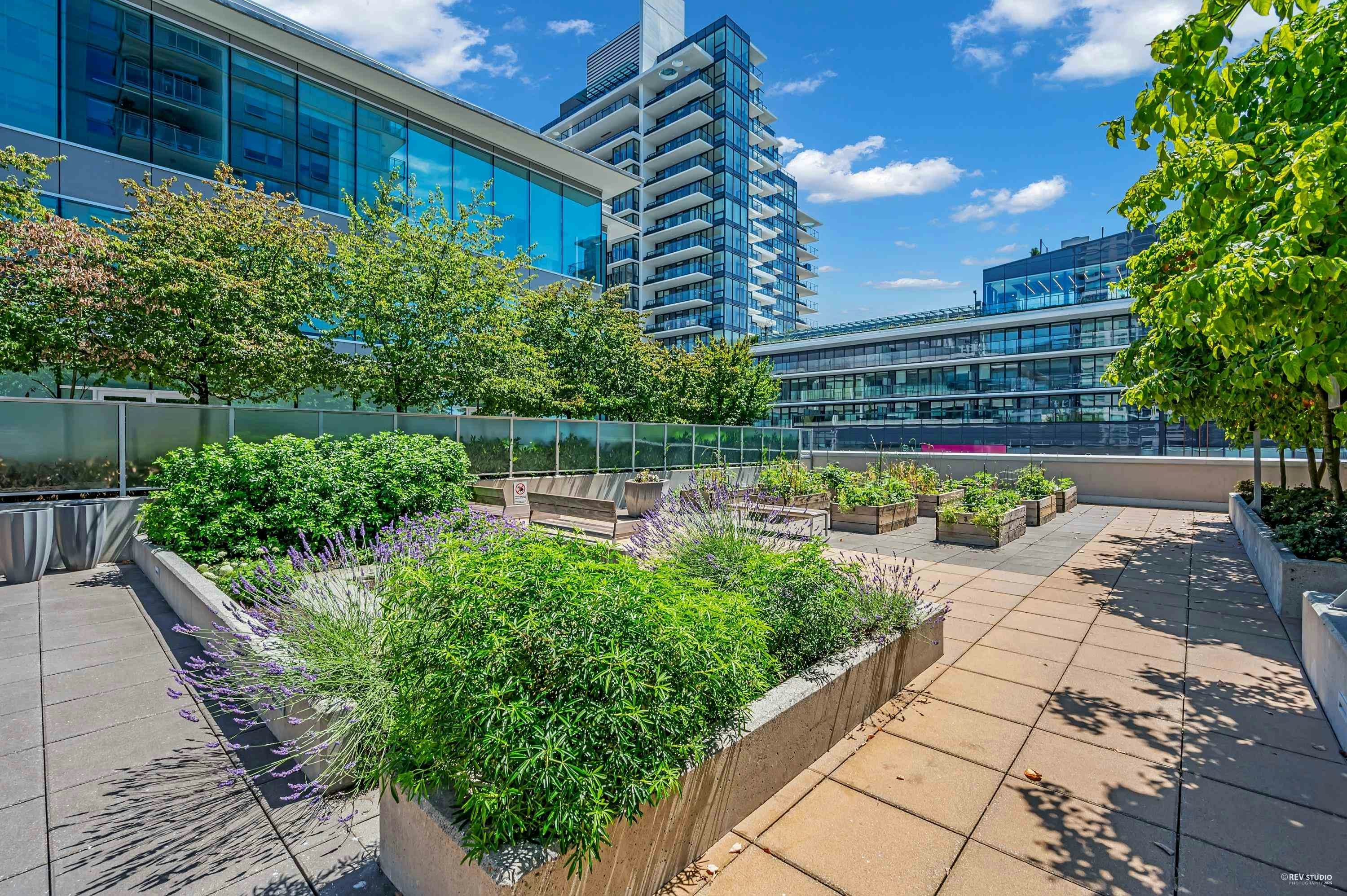 2301-125 E 14th Street, North Vancouver, BC, V7L 0E6 - 31