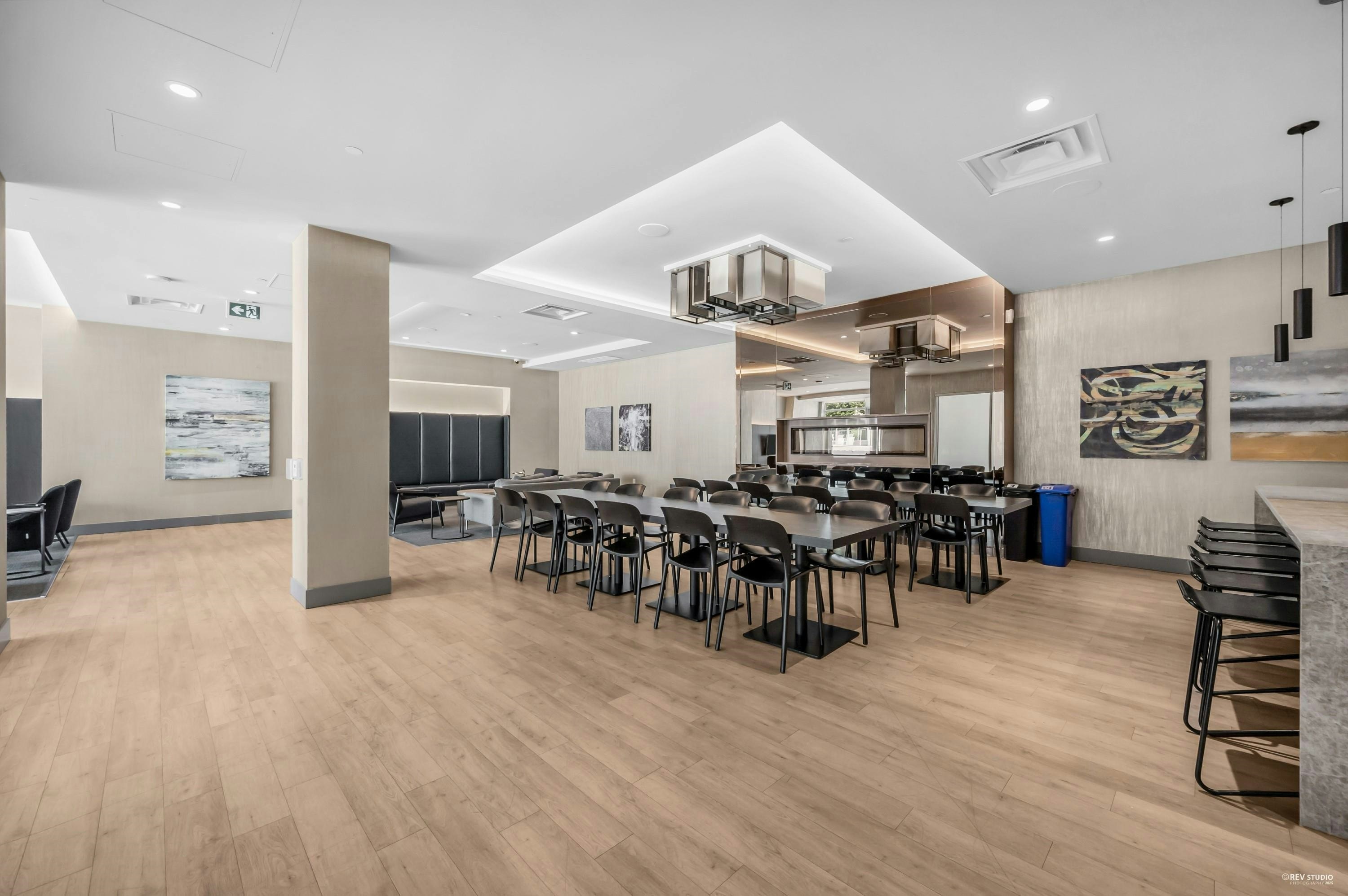 2301-125 E 14th Street, North Vancouver, BC, V7L 0E6 - 32