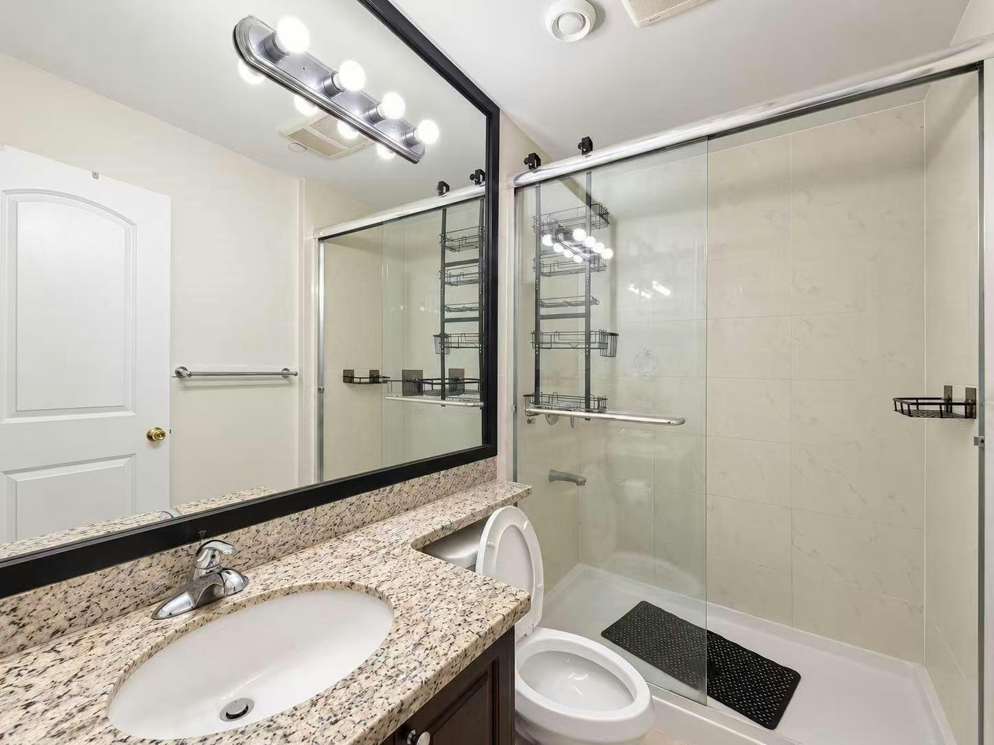 7452 Humm St, Vancouver, BC, V5P 4B8 - 3