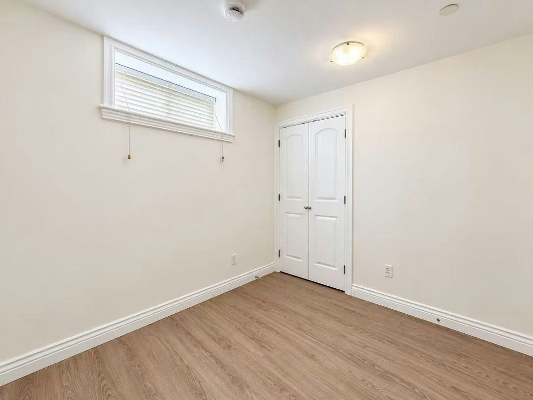7452 Humm St, Vancouver, BC, V5P 4B8 - 6