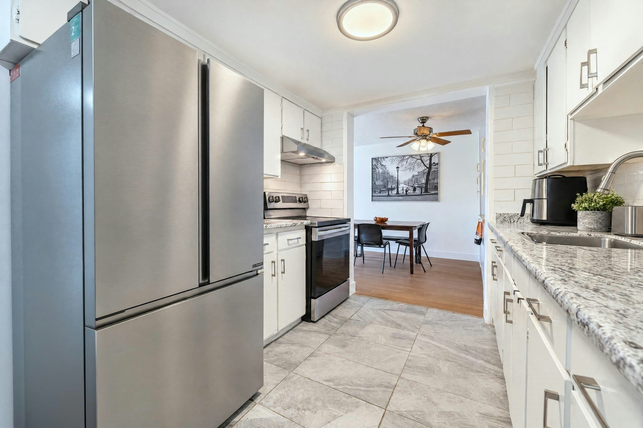 8865 Horne Street, Burnaby, BC, V3N 4J8 - 8