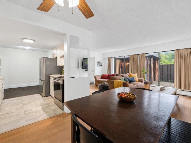 8865 Horne Street, Burnaby, BC, V3N 4J8 - 10