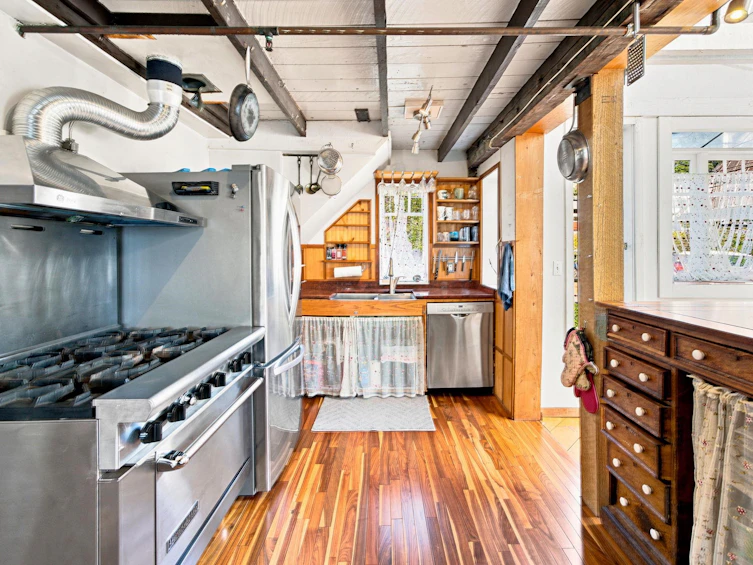 3396 Marine Drive, West Vancouver, BC, V7V 1M9 - 9