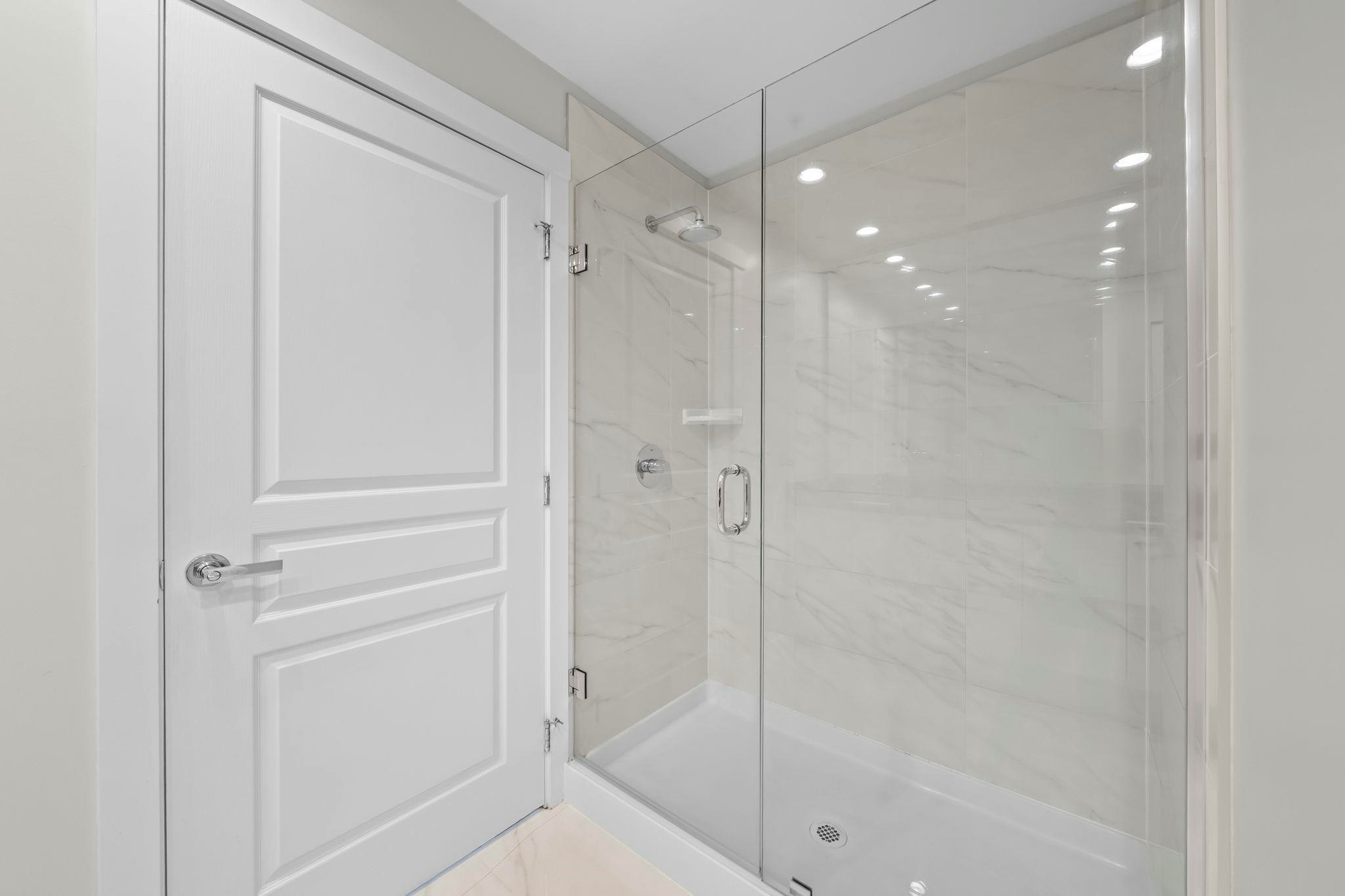 215-9311 Alexandra Road, Richmond, BC, V6X 0L8 - 16