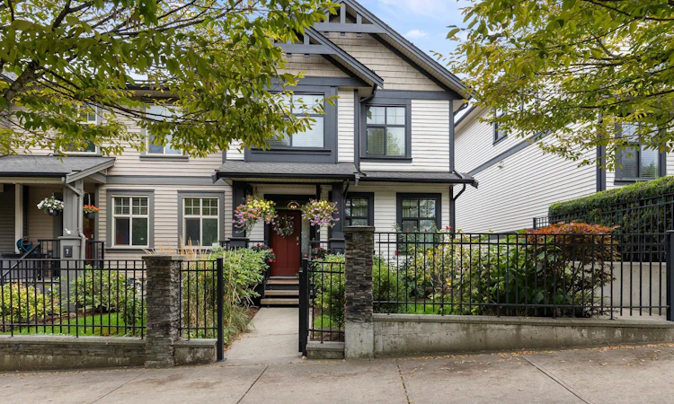 6-35298 Marshall Road