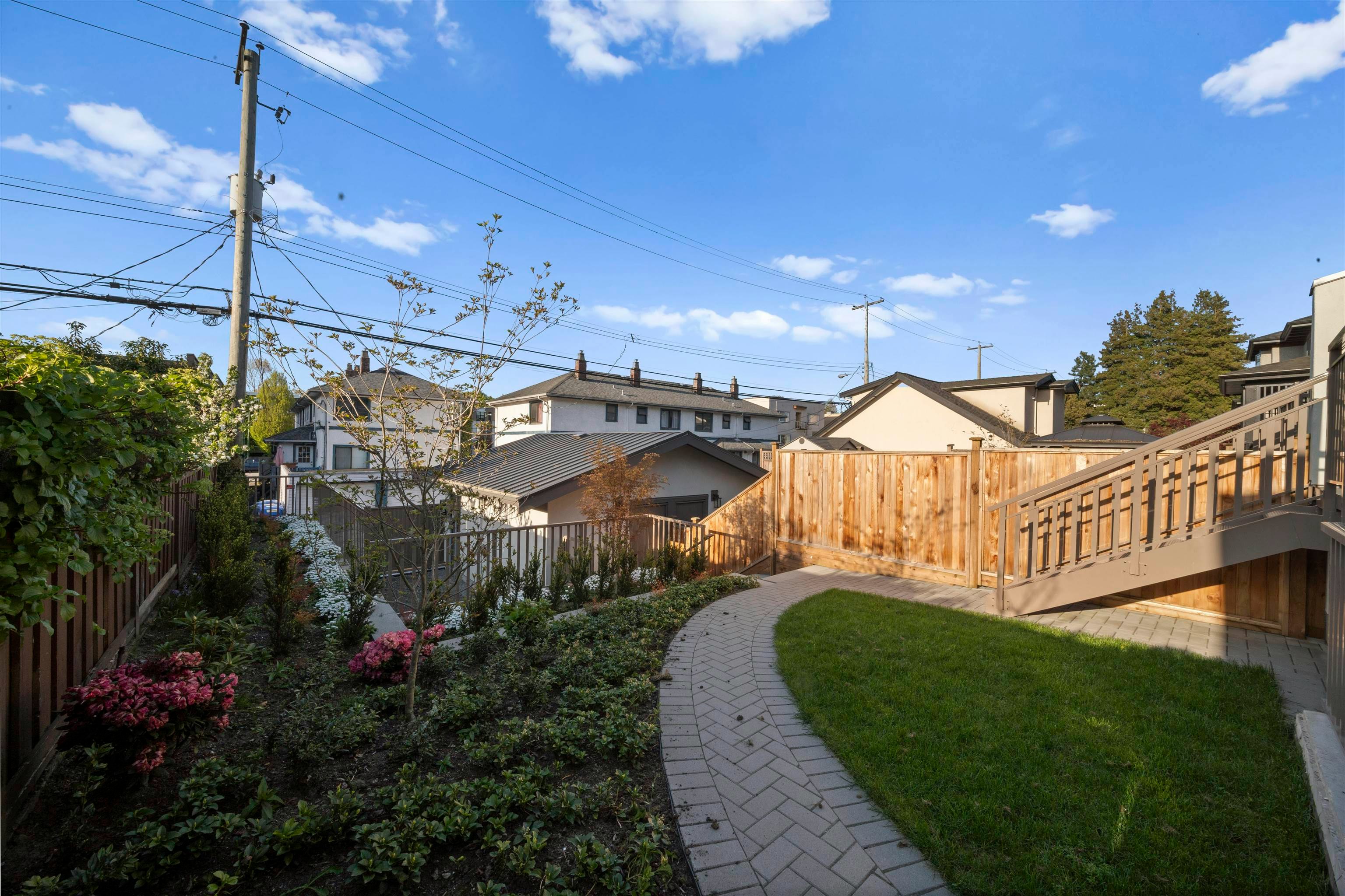2455 W 10th Avenue, Vancouver, BC, V6K 2J4 - 35