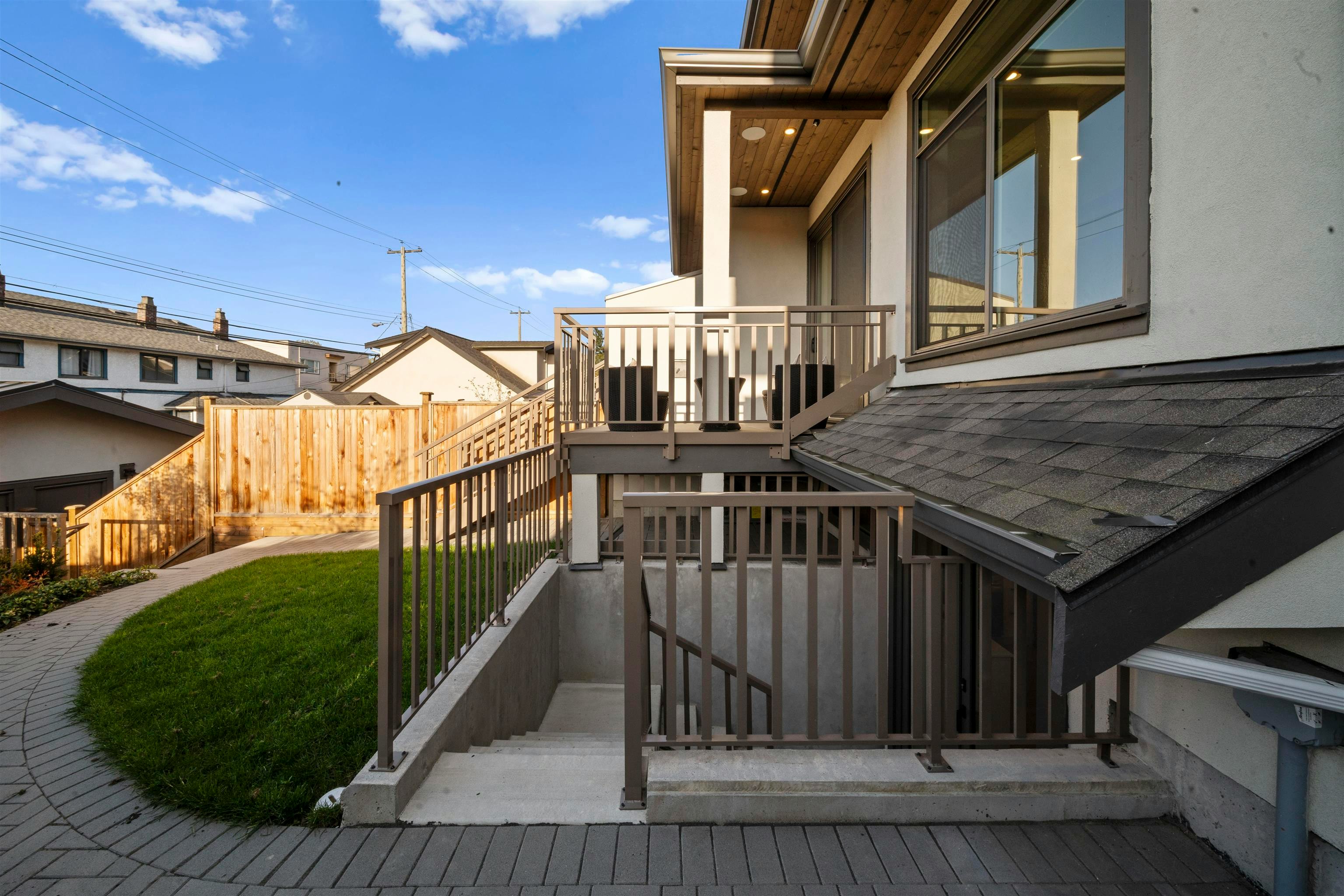 2455 W 10th Avenue, Vancouver, BC, V6K 2J4 - 34