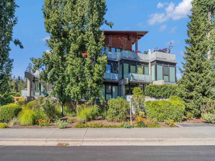 201-650 Evergreen Place, North Vancouver, BC, V7N 0A5 - 34