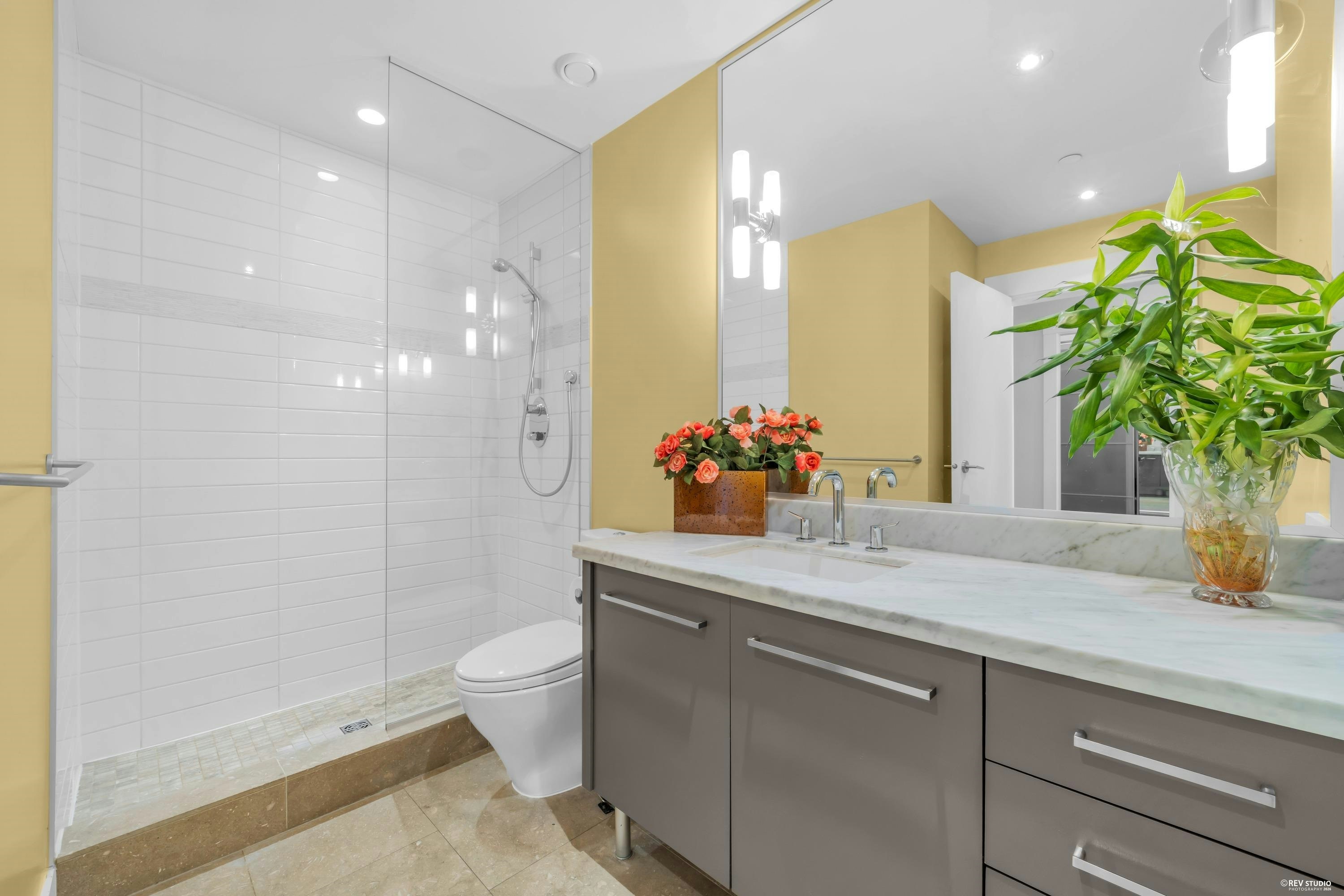 201-650 Evergreen Place, North Vancouver, BC, V7N 0A5 - 17