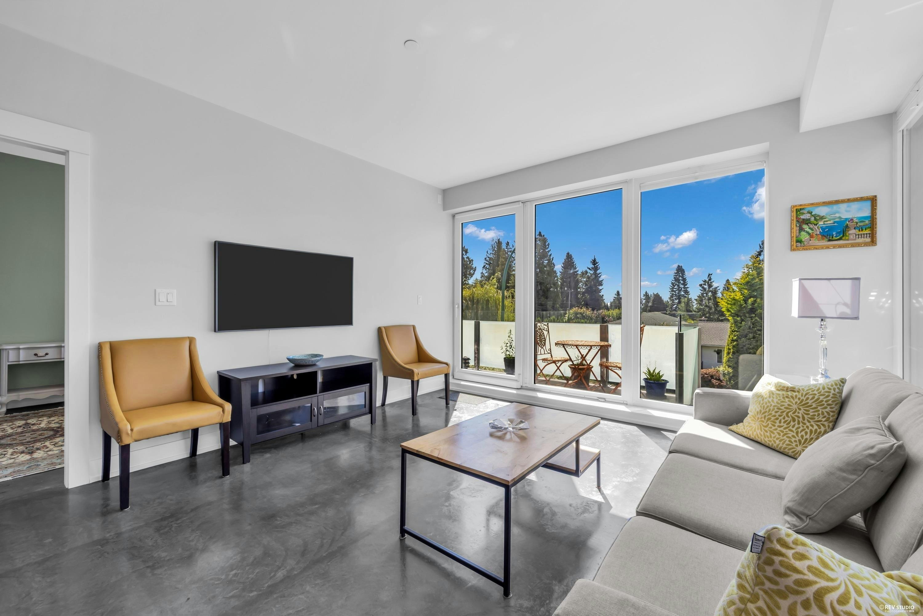 201-650 Evergreen Place, North Vancouver, BC, V7N 0A5 - 9