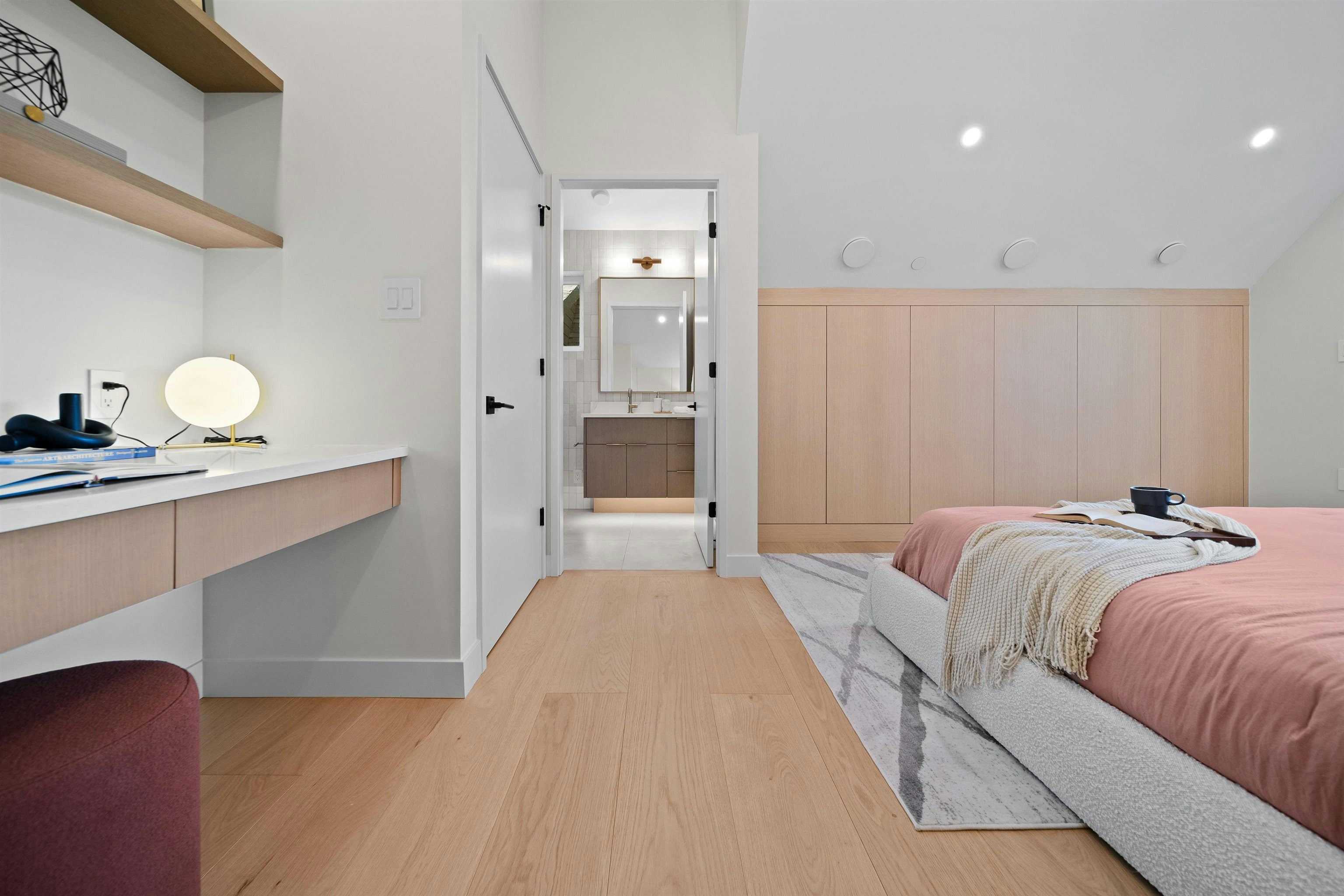 5405 Wales Street, Vancouver, BC, V5R 3M9 - 23