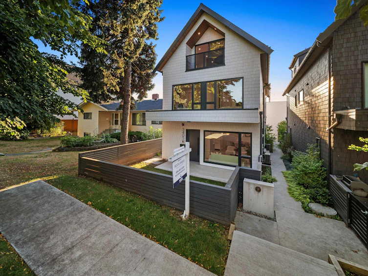 5405 Wales Street, Vancouver, BC, V5R 3M9 - 38