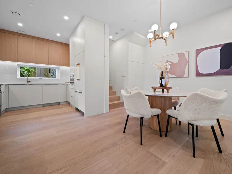 5405 Wales Street, Vancouver, BC, V5R 3M9 - 10