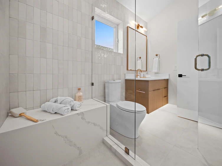 5405 Wales Street, Vancouver, BC, V5R 3M9 - 16