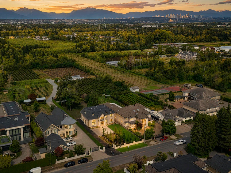 11531 Blundell Road, Richmond, BC, V6Y 1L4 - 5