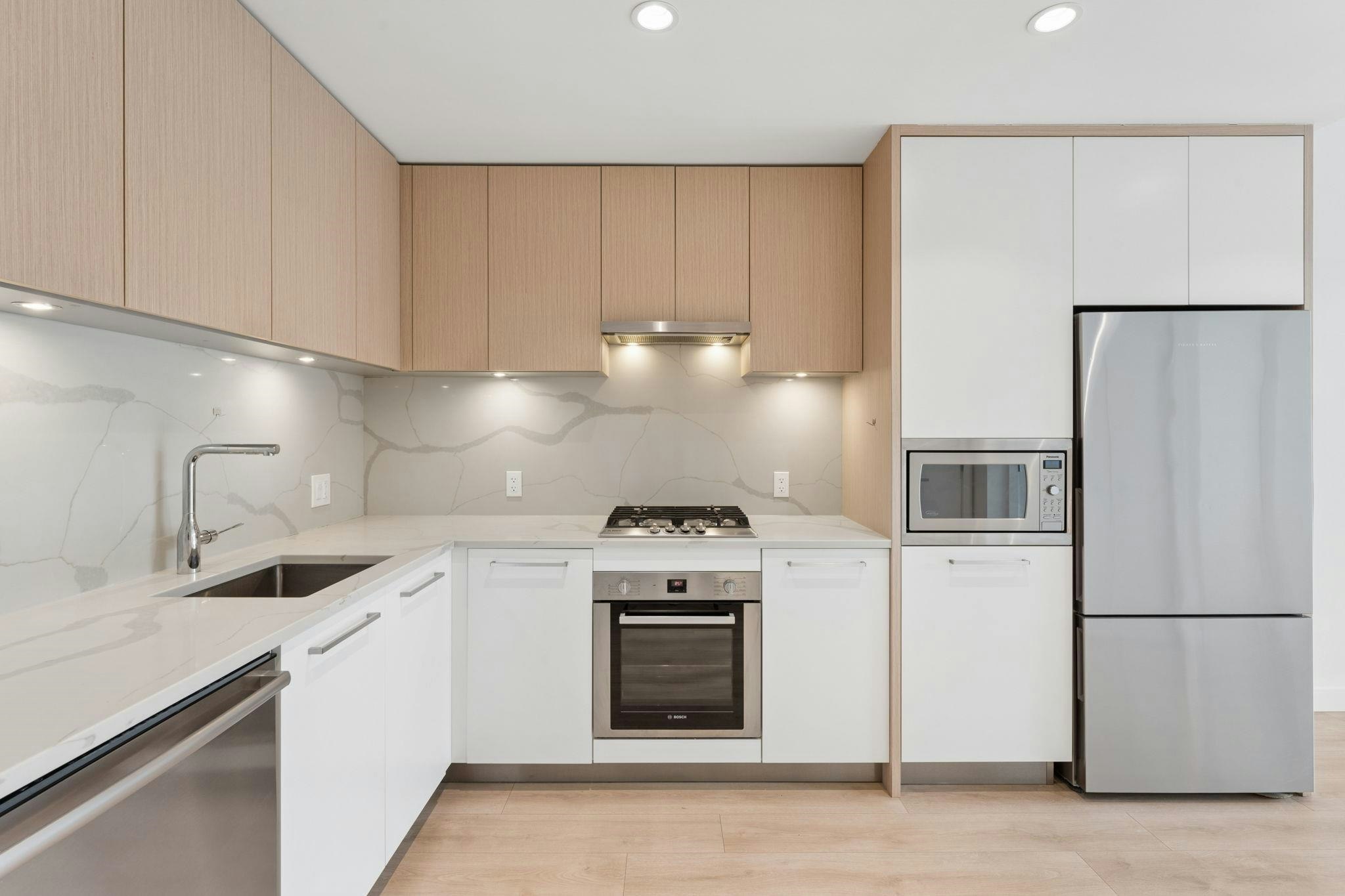 903-567 Clarke Road - 3