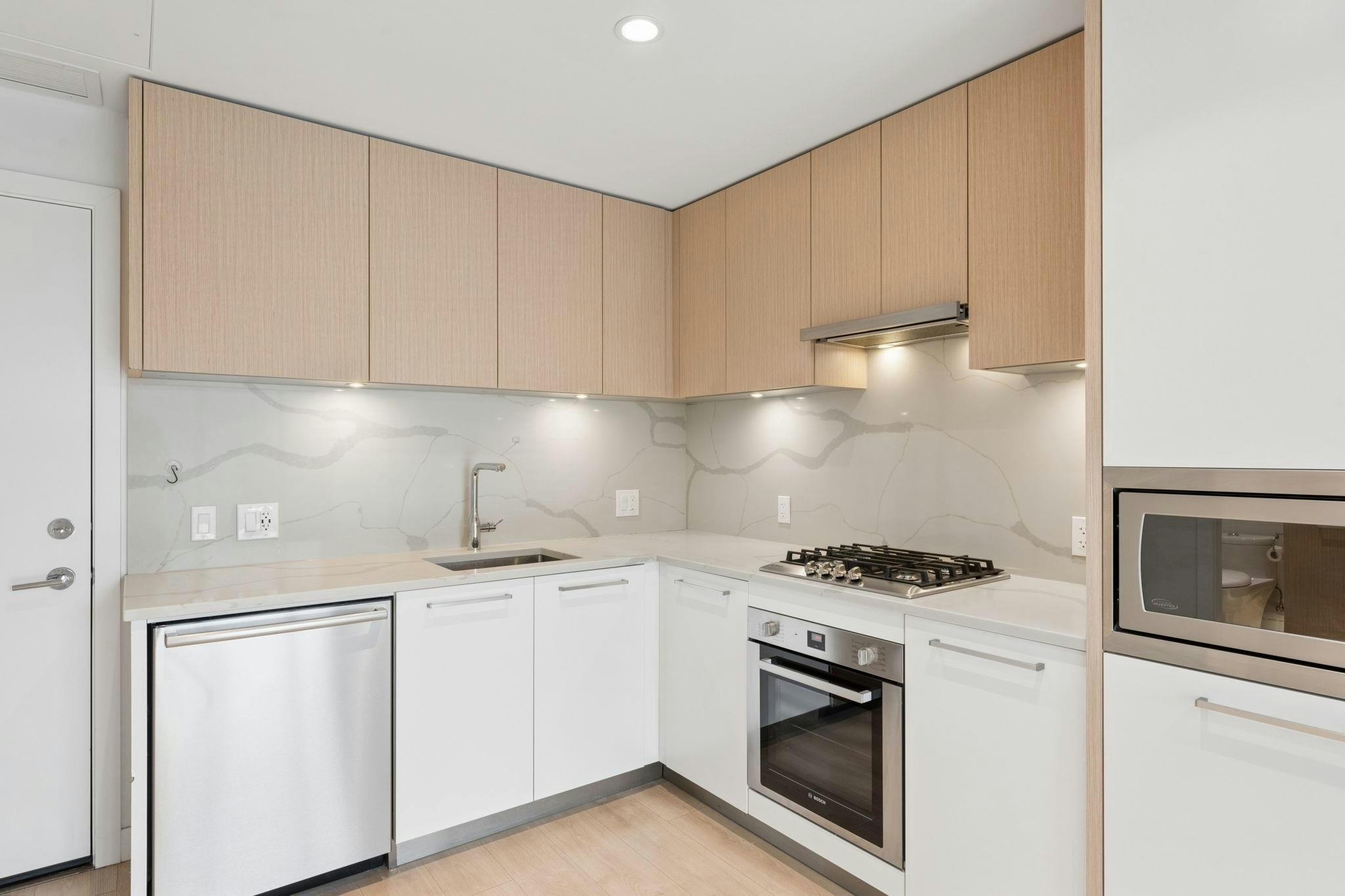 903-567 Clarke Road - 4