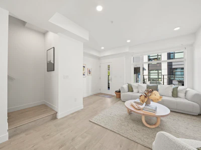 225-1010 W 47th Avenue - 4