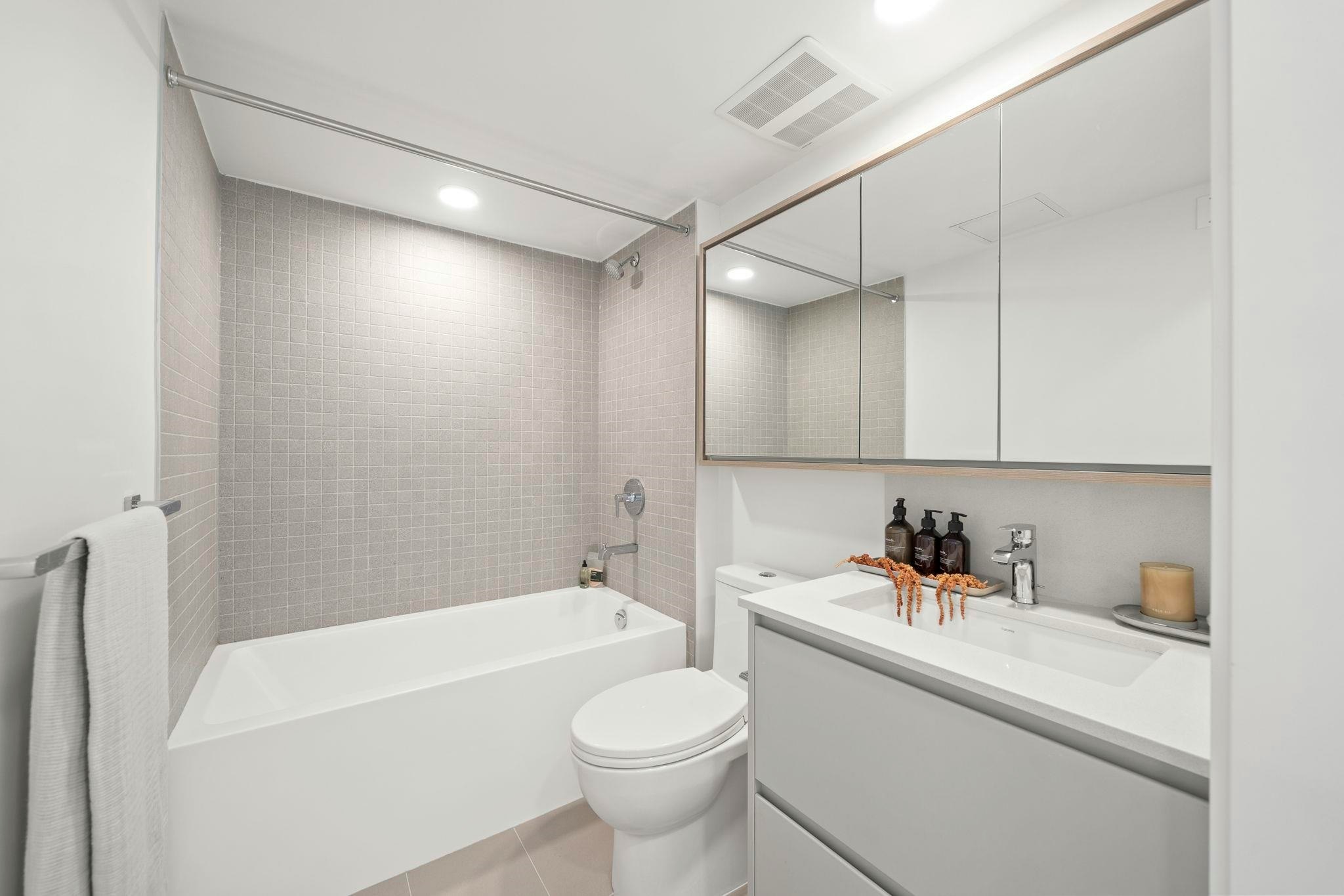 225-1010 W 47th Avenue, Vancouver, BC, V6M 0E3 - 23