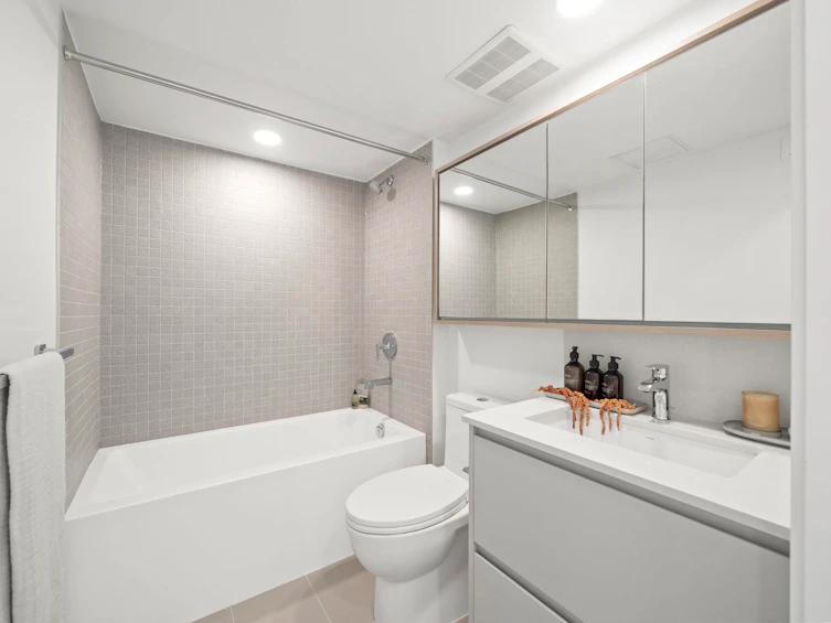 225-1010 W 47th Avenue, Vancouver, BC, V6M 0E3 - 23