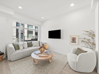 225-1010 W 47th Avenue - 3